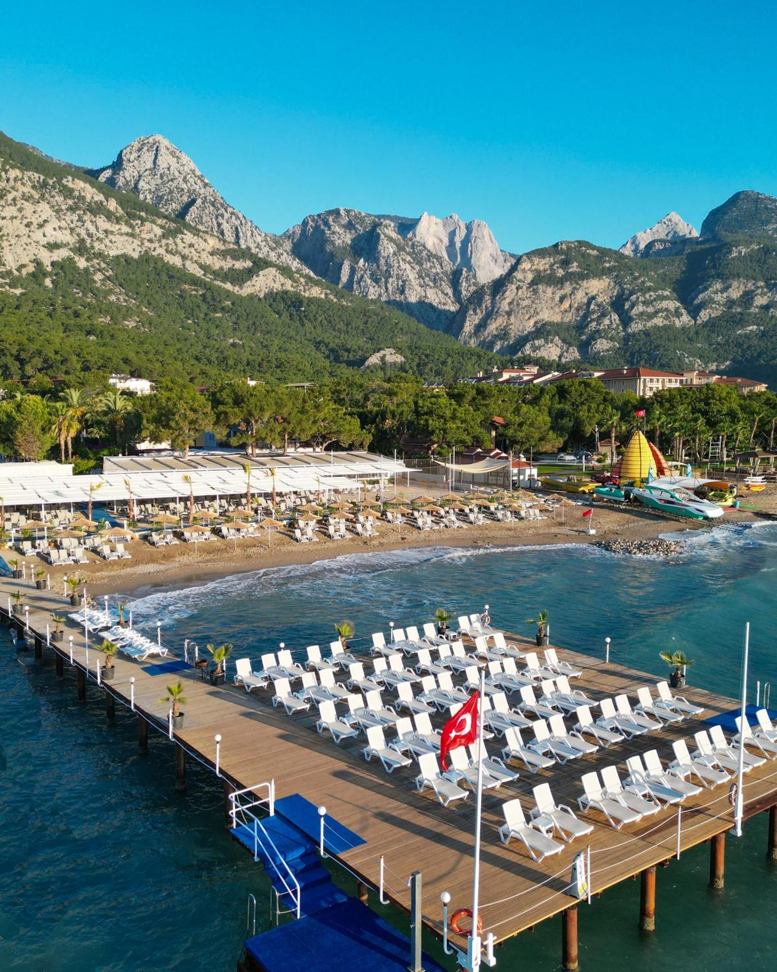 Catamaran Quality Times Hotel Kemer Exterior photo